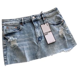 Almost Famous Fitted Denim Mini Skirt Size 11